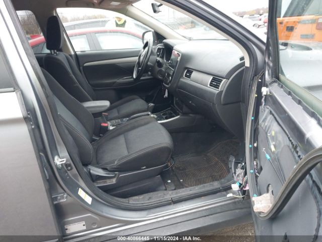 2018 MITSUBISHI OUTLANDER JA4AD3A32JJ003166 Photo 4