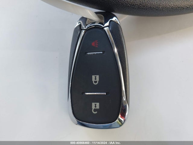 Chevrolet EQUINOX LS 2018 2GNAXHEV3J6184885 Image 11