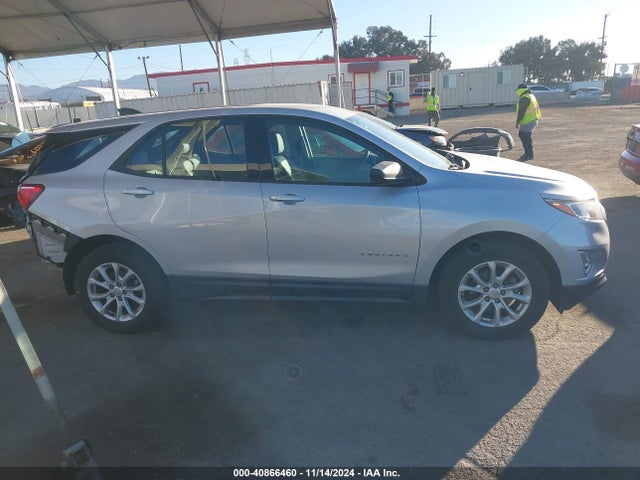 Chevrolet EQUINOX LS 2018 2GNAXHEV3J6184885 Image 14