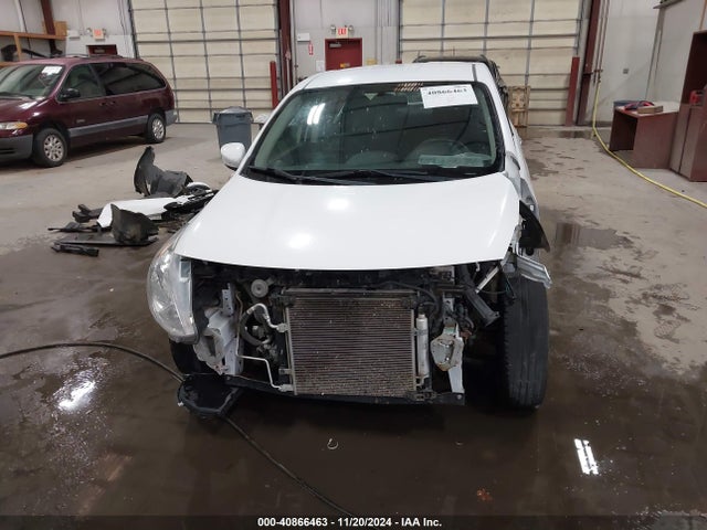 Nissan Versa 1.6 Sv 2018 3N1CN7AP2JL800938 Image 13