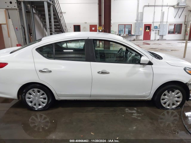 Nissan Versa 1.6 Sv 2018 3N1CN7AP2JL800938 Image 14