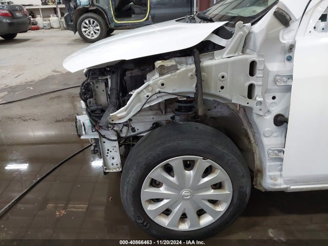 Nissan Versa 1.6 Sv 2018 3N1CN7AP2JL800938 Image 20