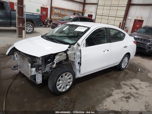 Nissan Versa 1.6 Sv 2018 3N1CN7AP2JL800938 Image 2