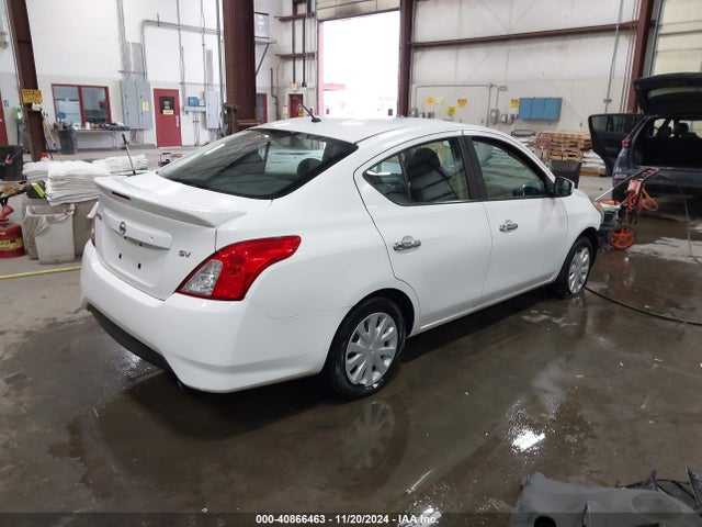 Nissan Versa 1.6 Sv 2018 3N1CN7AP2JL800938 Image 4