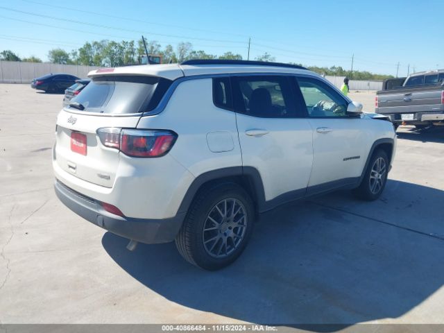 3C4NJCBB0KT730757 Jeep Compass Sun And Wheel Fwd