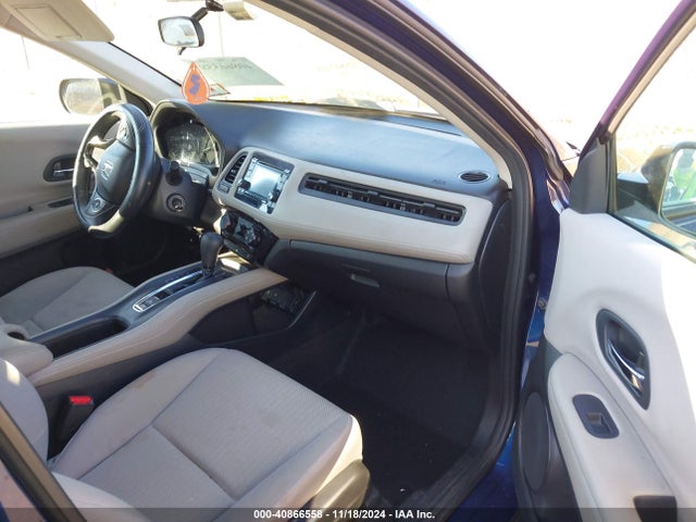 Honda HR-V LX 2016 3CZRU6H34GM736213 Image 5