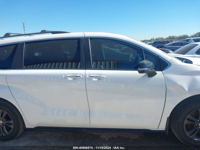 5TDCSKFC8RS124497 Toyota Sienna Xse