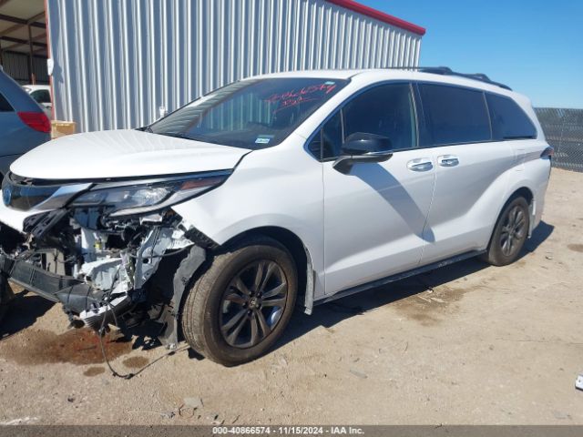 5TDCSKFC8RS124497 Toyota Sienna Xse