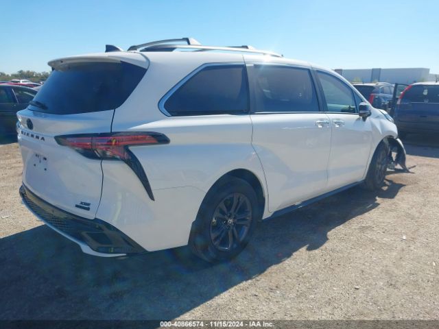 5TDCSKFC8RS124497 Toyota Sienna Xse