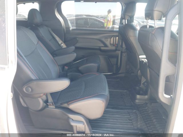 5TDCSKFC8RS124497 Toyota Sienna Xse