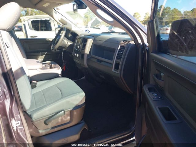 1C6RR6FG8KS629234 RAM 1500 Classic Tradesman  4x2 6'4 Box