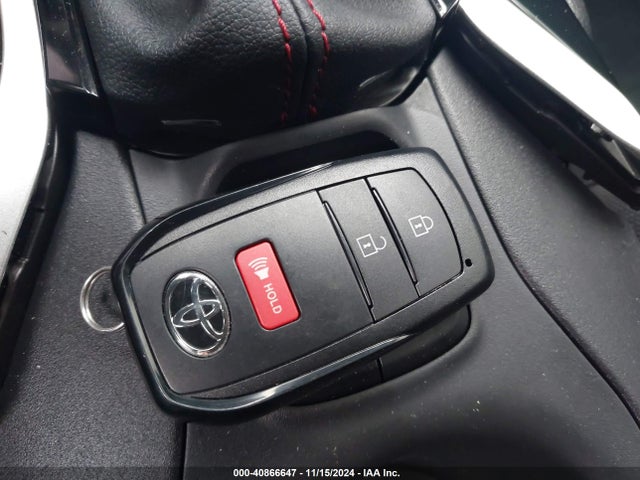 7MUFBABG8RV054960 Toyota Corolla Cross Hybrid Nightshade Edition