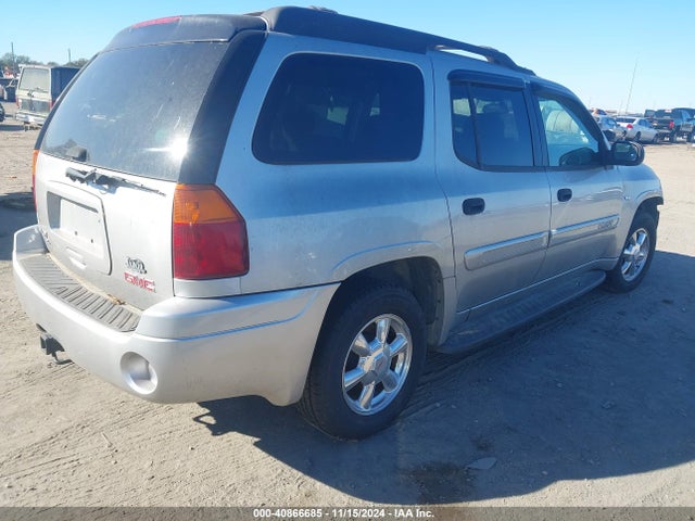 40866685 :رقم المزاد ، 1GKET16M556148635 vin ، 2005 Gmc Envoy Xl Sle مزاد بيع