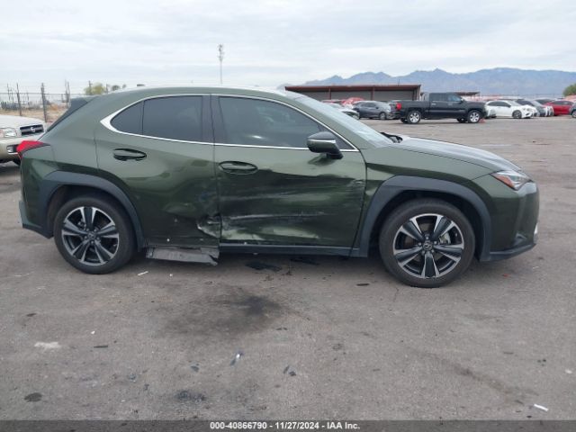 JTHX3JBH6M2035651 Lexus UX 200