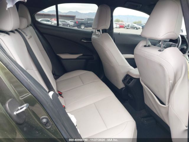 JTHX3JBH6M2035651 Lexus UX 200
