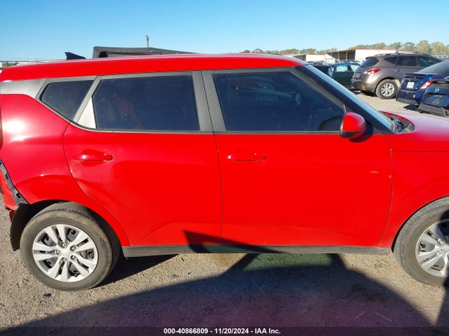 KIA SOUL LX 2023 KNDJ23AU4P7210779 Image 13