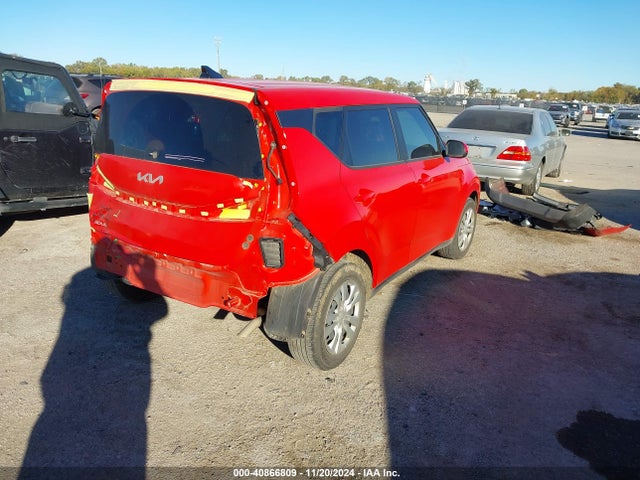 KIA SOUL LX 2023 KNDJ23AU4P7210779 Image 4