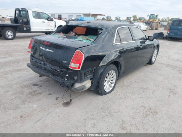 2014 CHRYSLER 300 2C3CCAAG3EH235425 Photo 3
