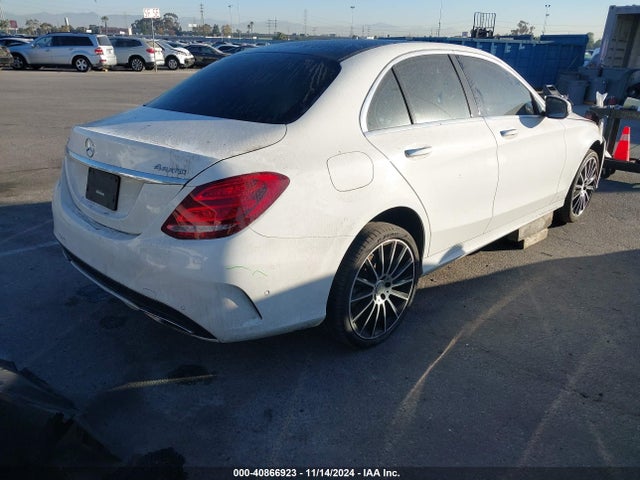 55SWF4KB7FU073261 Mercedes-Benz C 300 4matic/luxury 4matic/sport 4matic