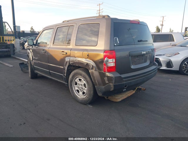 1C4NJPBA7FD372048 Jeep Patriot Sport