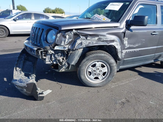 1C4NJPBA7FD372048 Jeep Patriot Sport