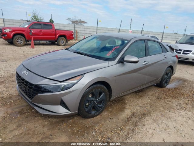 KMHLM4AJ8PU034072 Hyundai Elantra Hybrid Blue