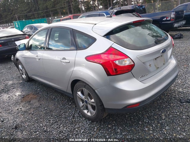 Ford FOCUS SE 2014 1FADP3K2XEL350762 Image 3