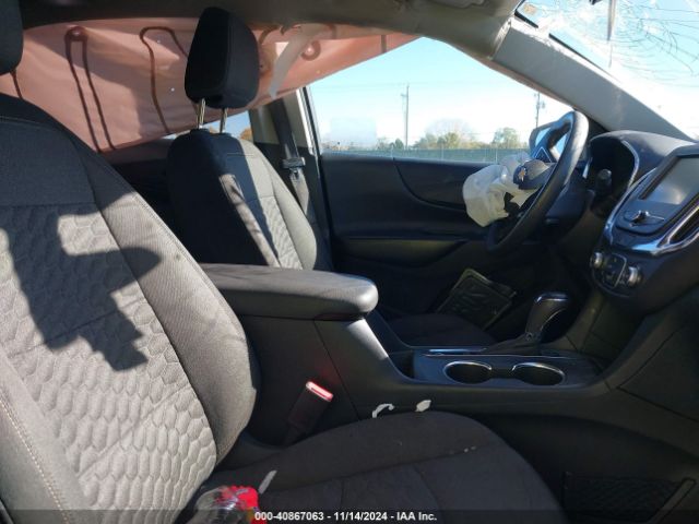 3GNAXJEV0JL130253 Chevrolet EQUINOX LT