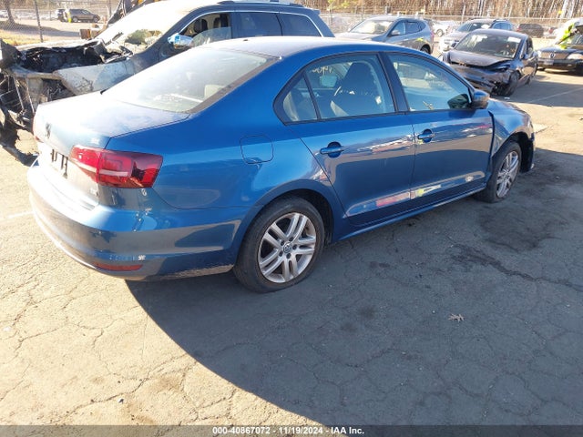 3VW2B7AJ7JM247272 Volkswagen Jetta 1.4t S