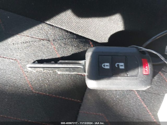ML32AUHJ2MH013868 Mitsubishi Mirage Carbonite Edition/es/le