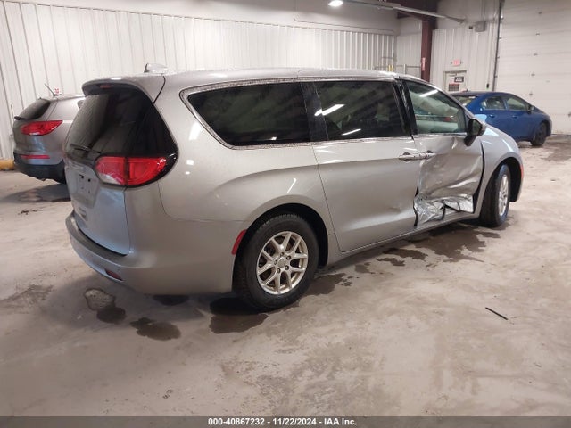 Chrysler Pacifica Touring 2017 2C4RC1DG7HR517177 Image 4