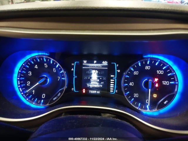 Chrysler Pacifica Touring 2017 2C4RC1DG7HR517177 Image 7
