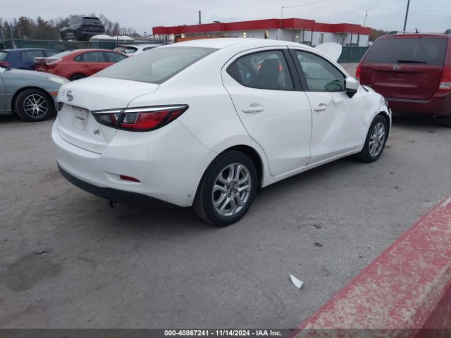 3MYDLBZV9GY137118 Scion IA