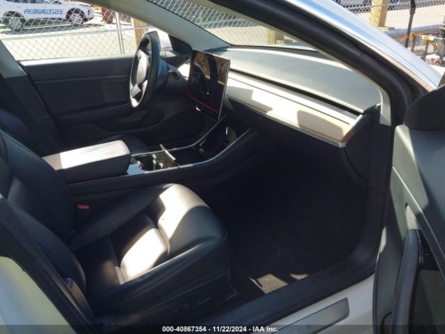 5YJ3E1EA9LF792693 Tesla Model 3 Standard Range Plus Rear-wheel Drive/standard Range Rear-wheel Drive