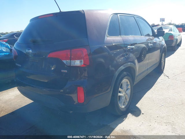 KIA SORENTO LX 2014 5XYKT3A66EG504509 Image 4