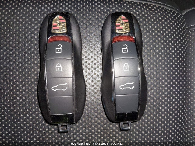 2021 PORSCHE MACAN WP1AA2A50MLB06278 Photo 10