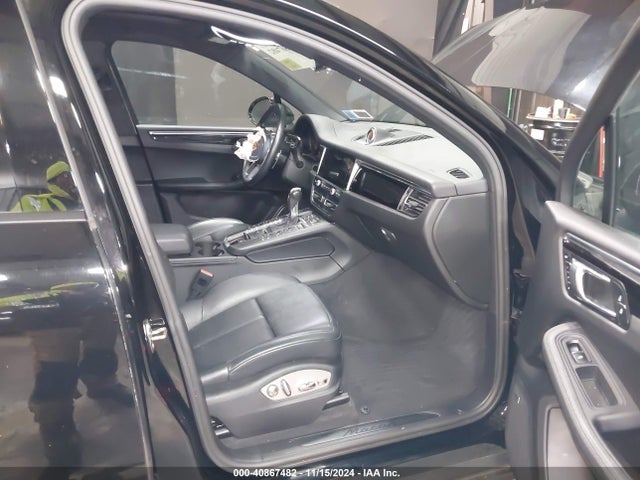 2021 PORSCHE MACAN WP1AA2A50MLB06278 Photo 4
