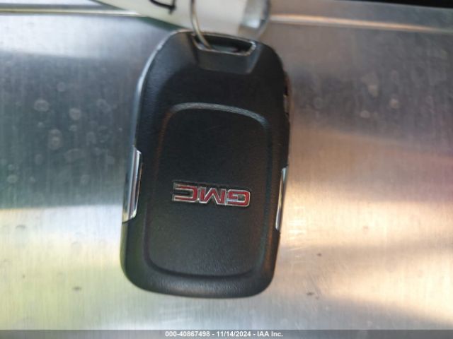 1GKS1CKJ2JR118873 GMC YUKON DENALI