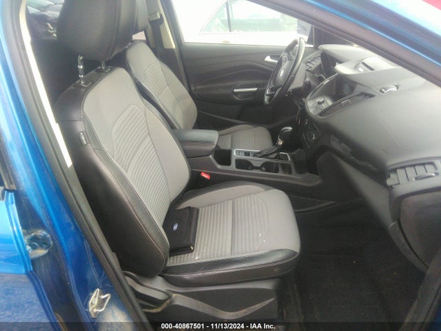 Ford ESCAPE SE 2017 1FMCU9G98HUE04593 Image 5