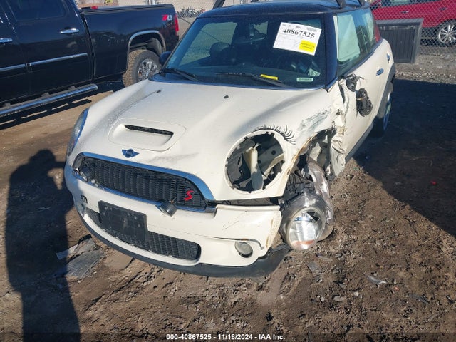 2010 MINI COOPER S WMWMF7C52ATW89682 Photo 5
