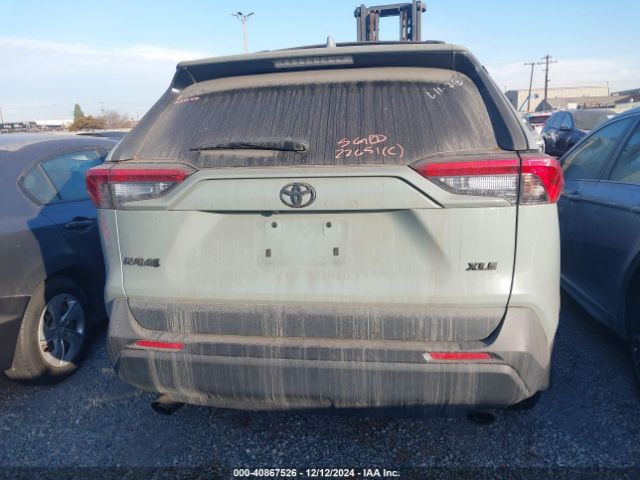 2T3C1RFVXNW236725 Toyota Rav4 Xle Premium