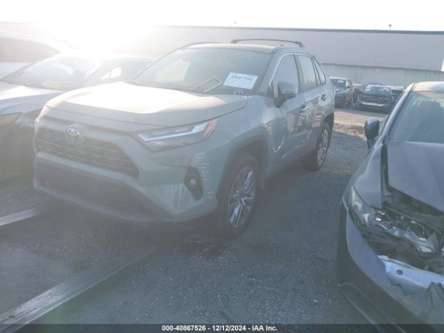 2T3C1RFVXNW236725 Toyota Rav4 Xle Premium