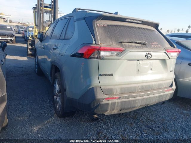 2T3C1RFVXNW236725 Toyota Rav4 Xle Premium