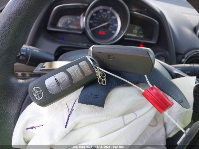 3MYDLBYV9JY309124 Toyota YARIS IA