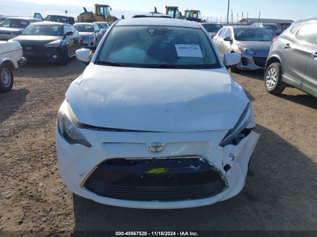 3MYDLBYV9JY309124 Toyota YARIS IA