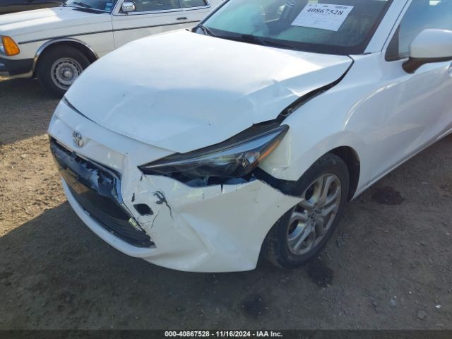 3MYDLBYV9JY309124 Toyota YARIS IA