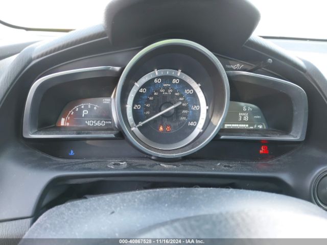 3MYDLBYV9JY309124 Toyota YARIS IA