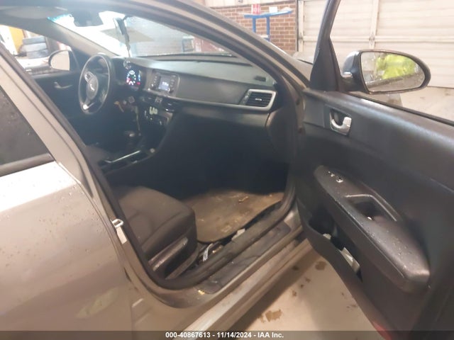 KIA Optima Lx 2017 5XXGT4L37HG125316 Image 5