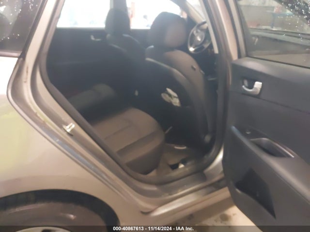 KIA Optima Lx 2017 5XXGT4L37HG125316 Image 8