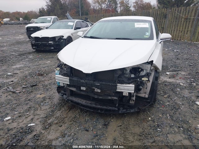 3LN6L2G93GR618646 Lincoln MKZ